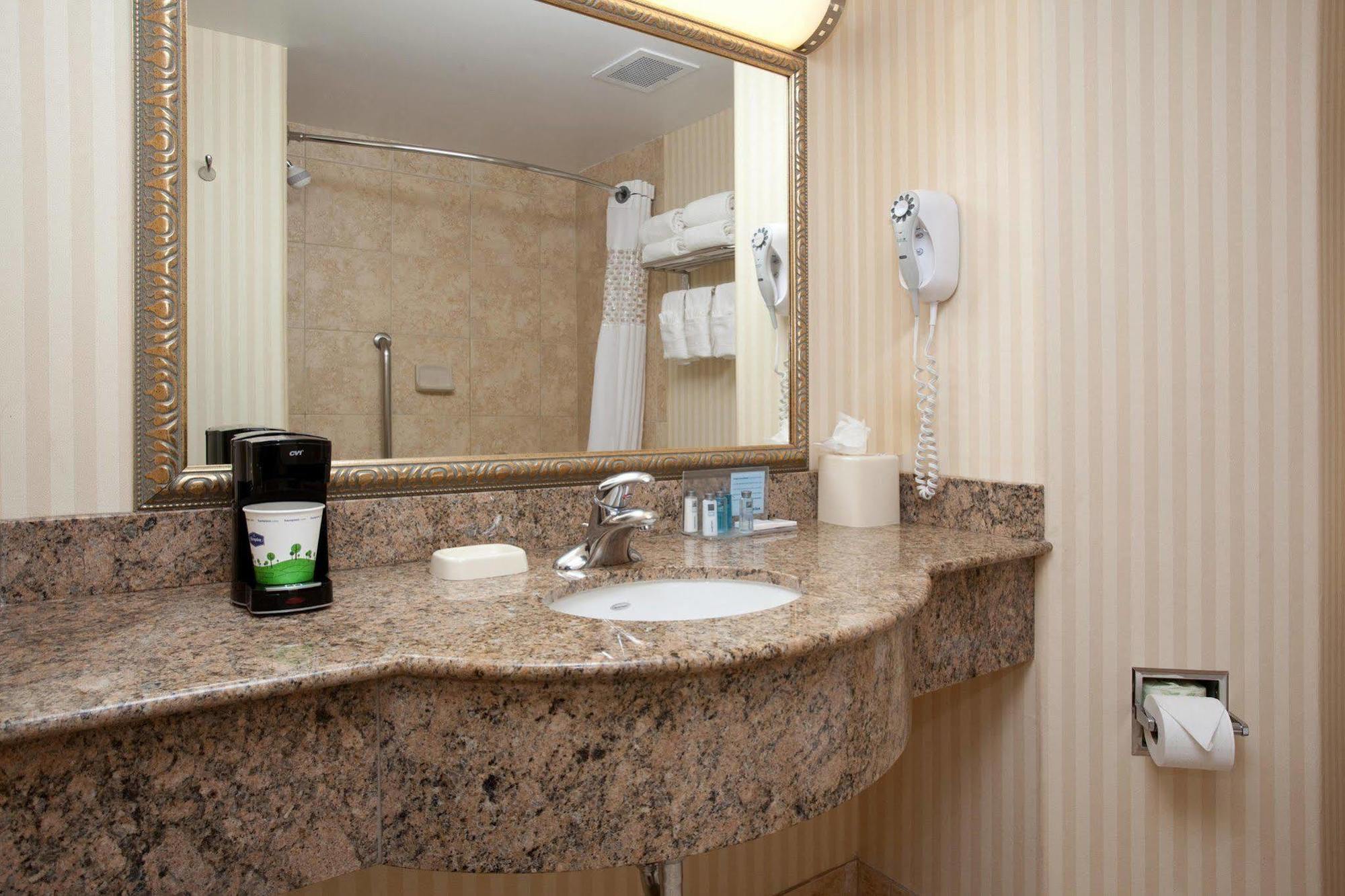 Hampton Inn & Suites Parker Bagian luar foto